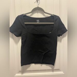 Elodie
Womens size Large
NWT 
Black Women's Top